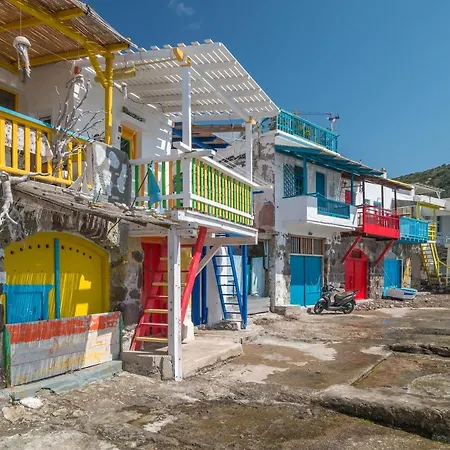 Holiday home Akrogialis Sirma Klima