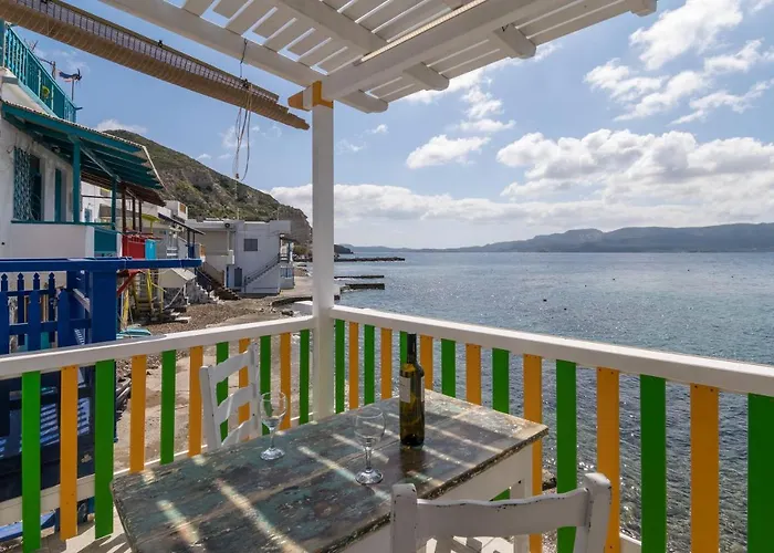 Holiday home Akrogialis Sirma Klima Adamantas (Milos)