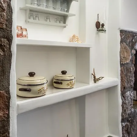 Akrogialis Sirma Klima Prázdninový dům Adamantas (Milos)