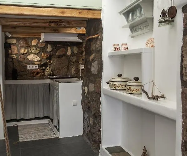 Akrogialis Sirma Klima Tatil Evi *