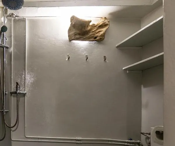 Akrogialis Sirma Klima Tatil Evi Adamantas (Milos)